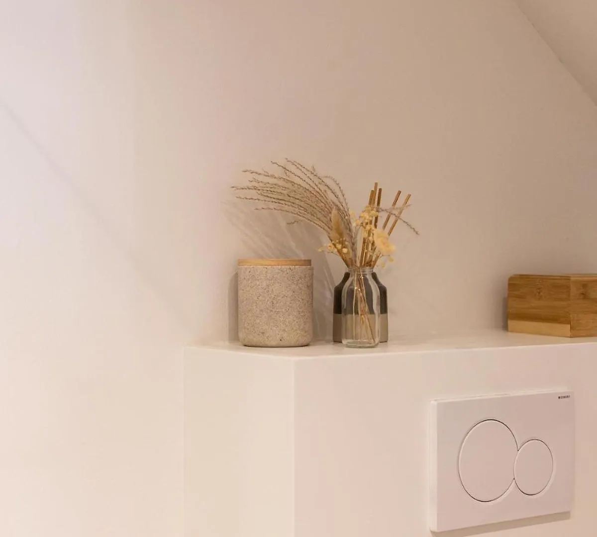 Chic 3Br Apartment Near Antwerpen-Centraal Station 0*, Antwerp